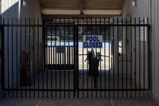 Clôture de piscine : norme, matériaux et intégration